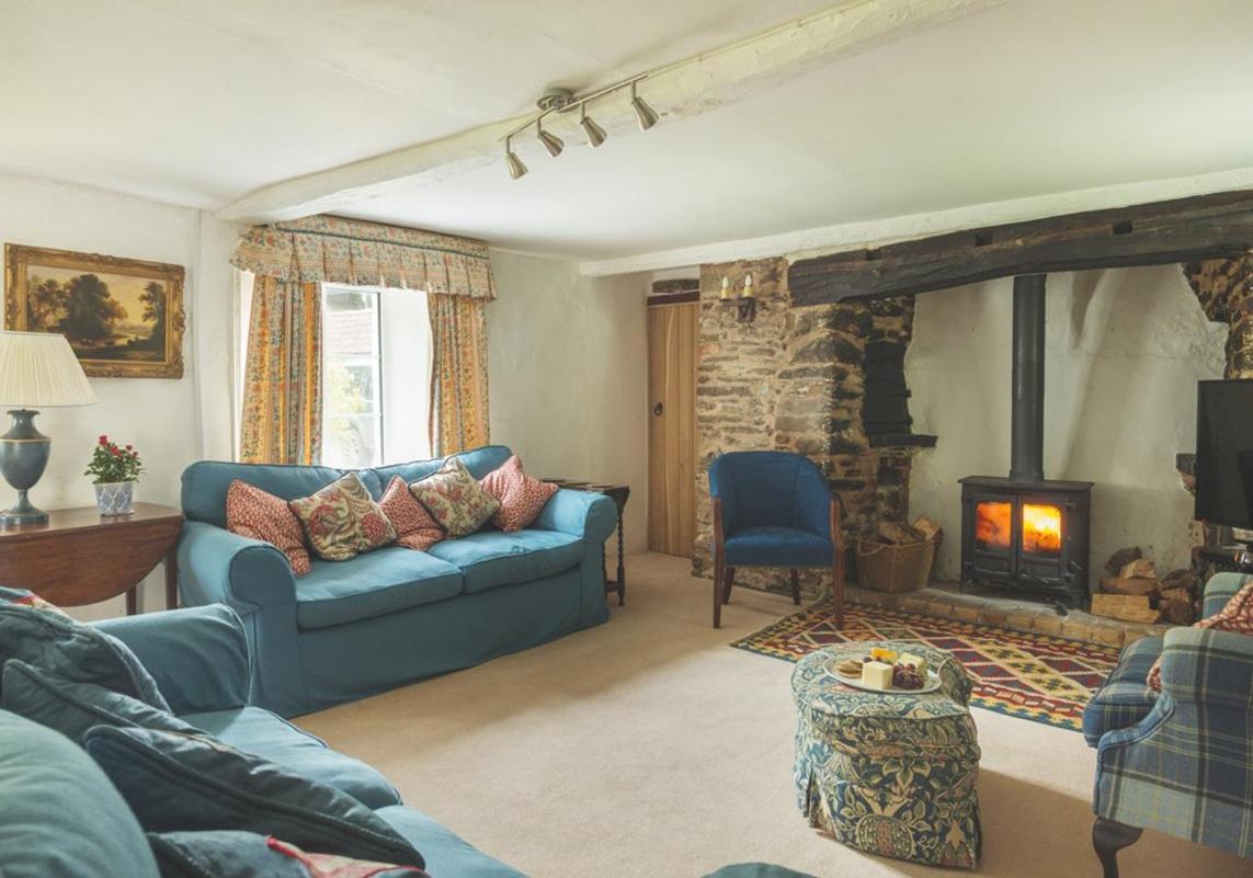 Bratton Mill Farmhouse Bratton Fleming المظهر الخارجي الصورة