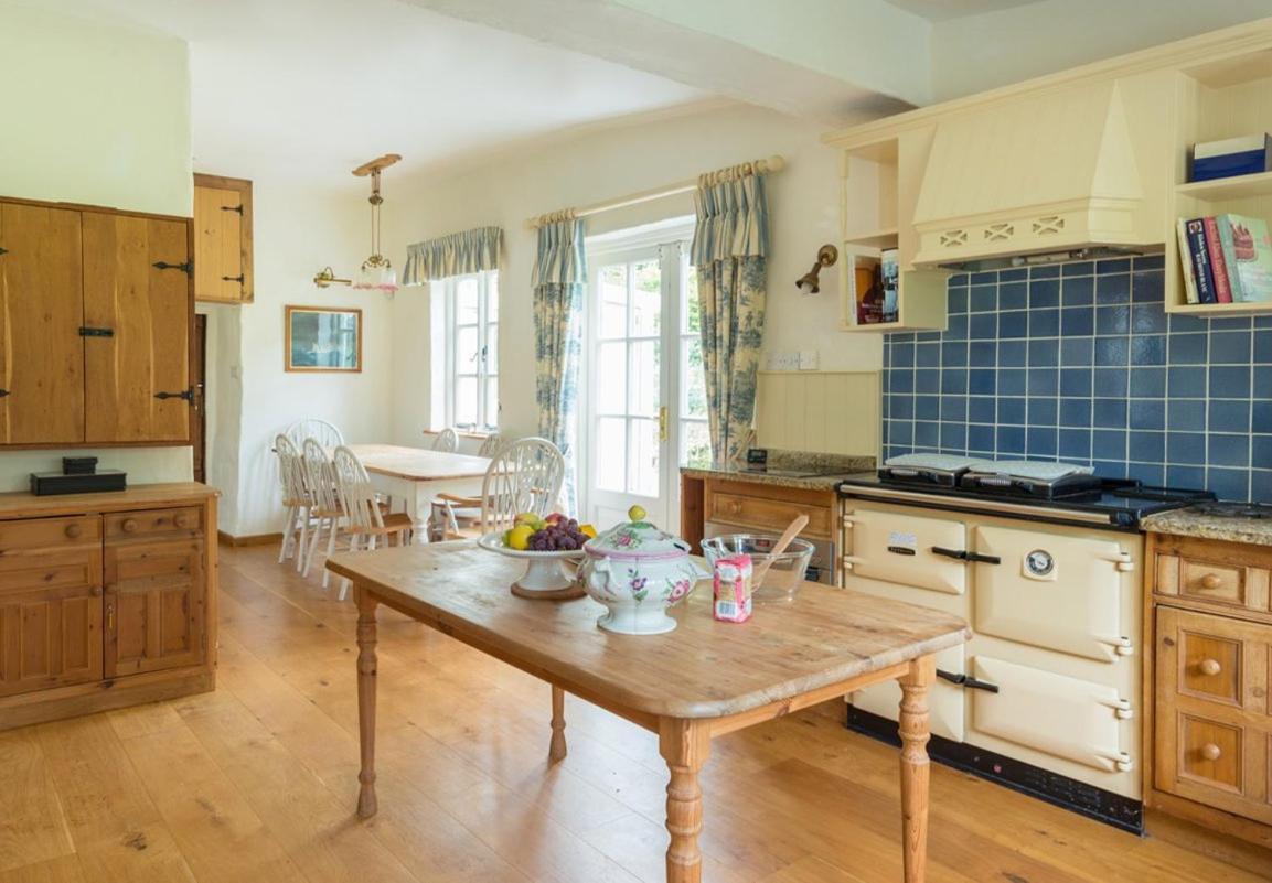 Bratton Mill Farmhouse Bratton Fleming المظهر الخارجي الصورة